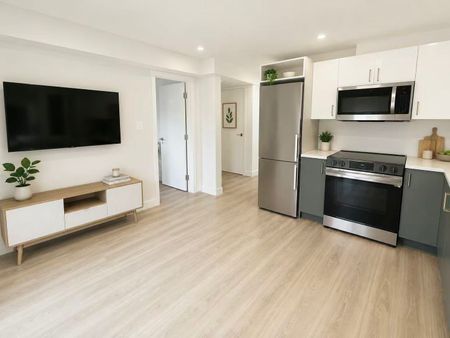 For Lease - 69 Blythwood Road Unit# #1, Waterloo, Ontario - Photo 3