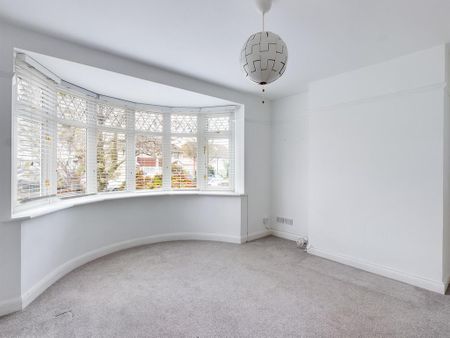 3 bedroom semi-detached house to rent - Photo 5