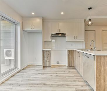 4 1/2 À LOUER- SAINT-LIN-LAURENTIDES - APPARTEMENT À LOUER - Photo 1