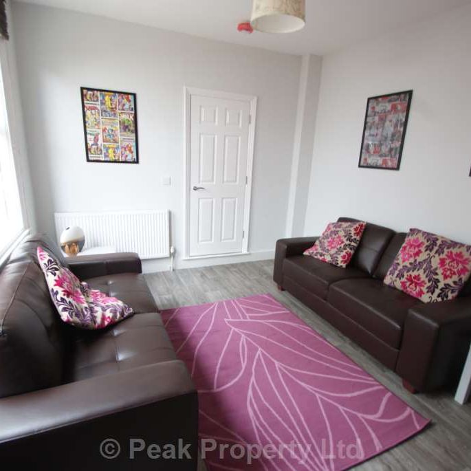 Ambleside Drive, Southend On Sea - Photo 1