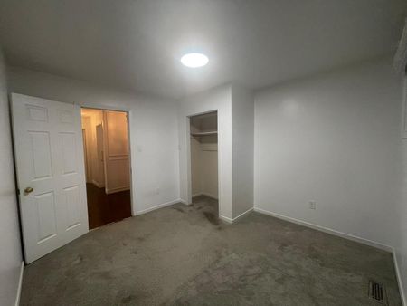 For Lease - 2358 Thorn Lodge Dr Drive, Mississauga, Ontario - Photo 5