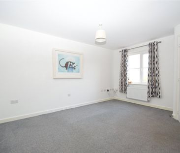3 bed semi-detached house to rent in Senior Drive, Cayton, YO11 - Photo 5