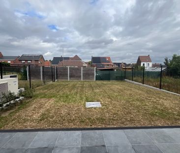 Gezellige instapklare nieuwbouwwoning te huur in Ingooigem - Photo 2