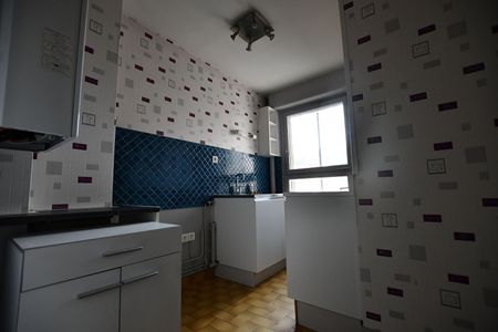 Location Appartement 3 pièces 71m² EPINAL 88000 - Photo 3
