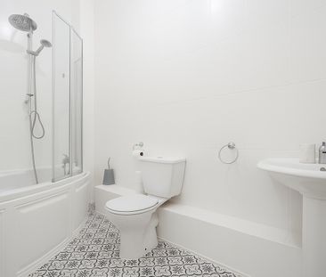 2 Bed Flat, Tobacco Wharf, L5 - Photo 2