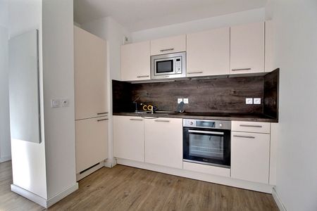 Beau T2 à louer à Draguignan - Résidence récente et sécurisée, quartier résidentiel au calme, - Photo 4