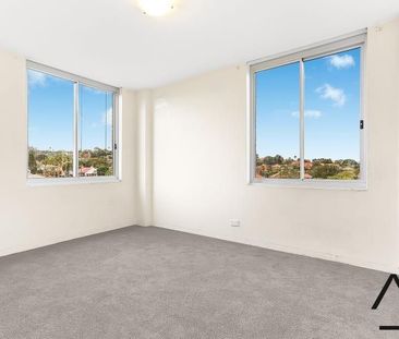 North Facing One Bedroom Apartment - Photo 4