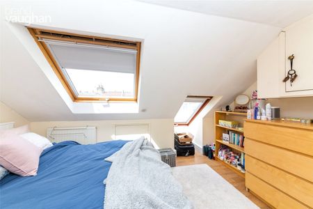 6 bedroom terraced house to rent - Photo 4