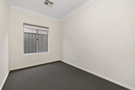 Modern Comfort Meets Effortless Living - Photo 4