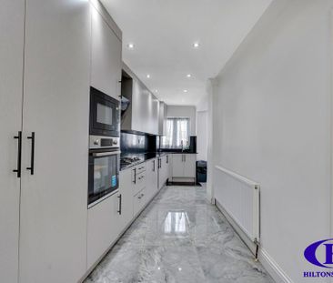 5 bedroom semi-detached house to rent - Photo 4