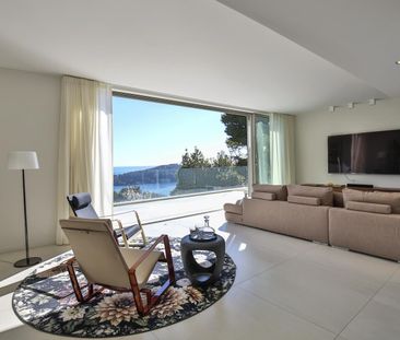 Location Maison 6 pièces 360m² VILLEFRANCHE SUR MER 06230 - Photo 1