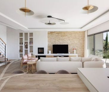 Maison à louer Tourrettes Sur Loup, Cote d'Azur, France7 000 EUR / ... - Photo 3
