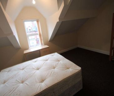 5 bedroom house to rent - Photo 2