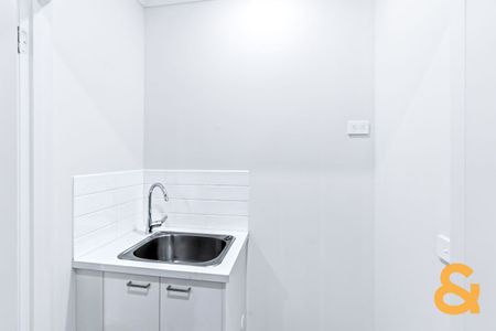Modern Family Living in Mickleham - Photo 4