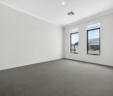 Modern Coastal Living. - Photo 6