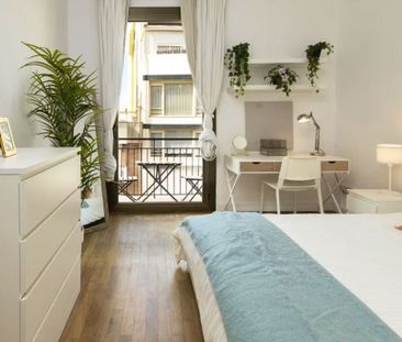 Carrer de Muntaner, Barcelona, Catalonia 08021 - Photo 3