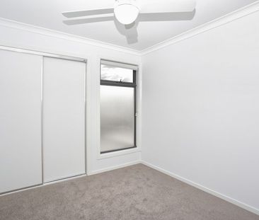 14 Catherine Walk, Wollert VIC 3750 - Townhouse For Rent | Domain - Photo 4