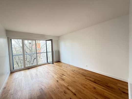Location appartement 3 pièces, 69.65m², Paris 20 - Photo 1