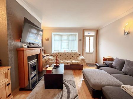 3 bedroom terraced house to rent - Photo 4