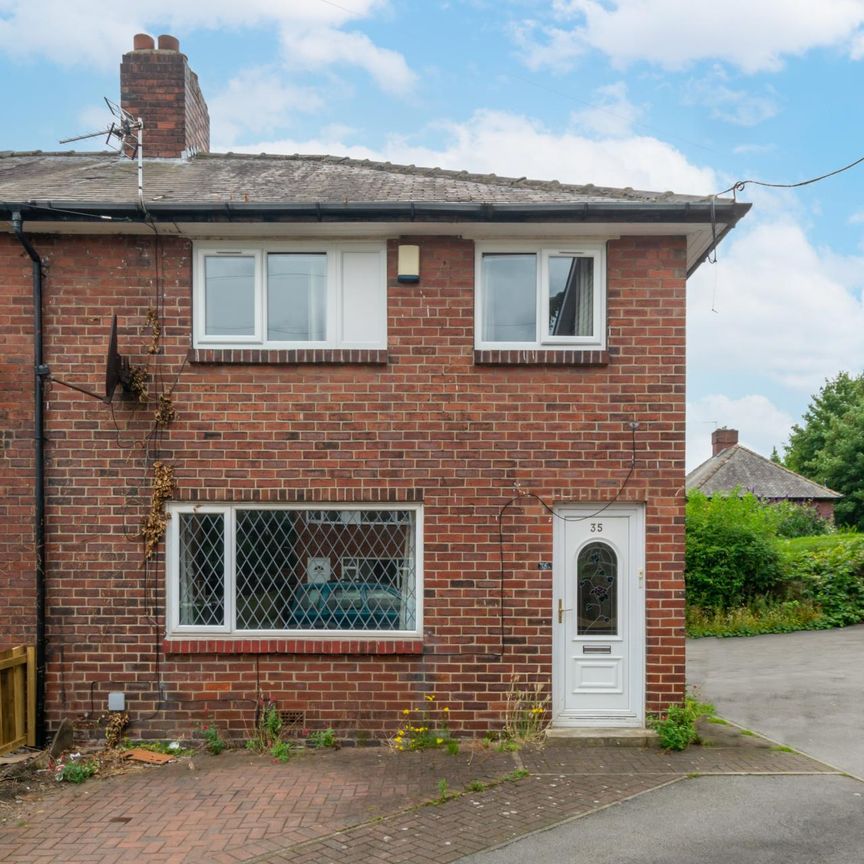 35 STANMORE GROVE Leeds - LS4 2RJ - Photo 1