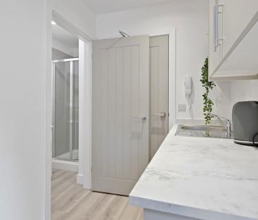 Studio to rent - Photo 6