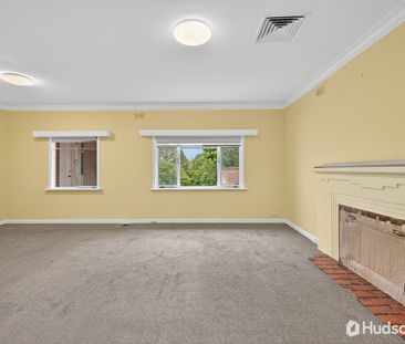 Spacious Family Home in the Balwyn High School Zone - Photo 3