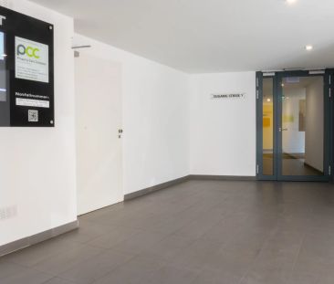 Hofseitige 2-Zimmer-Wohnung mit Balkon in Ottakring! Nähe Wilhelmin... - Foto 4