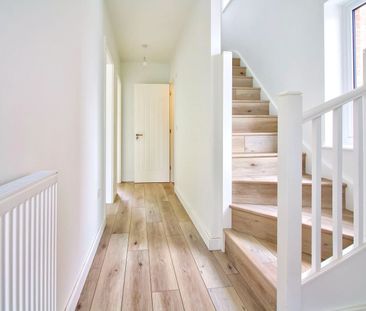 3 Bedroom - Photo 4