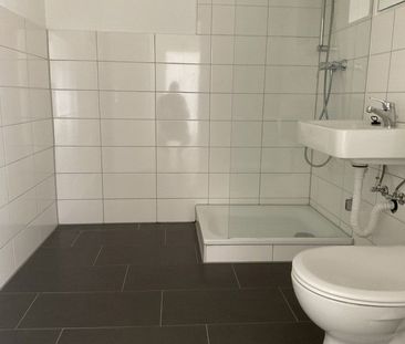 Top renovierte 2-Zimmer-Wohnung mit Balkon - Foto 1