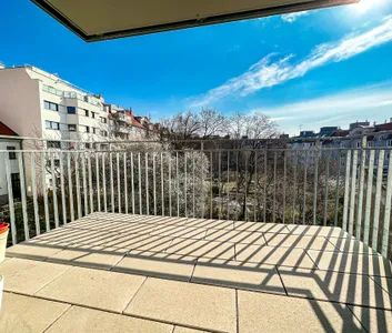 Großzügig | Sonnig | Balkon | Helle 3-Zimmer-Wohnung mit Garage! - Foto 3