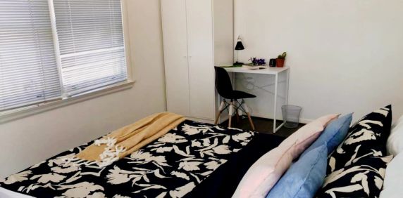 152 Station St, Box Hill South VIC, Melbourne, Victoria 3128 - Photo 2