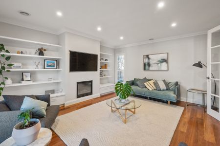 For inspection details please contact: Adriana McDonald amcdonald@hodges.com.au or 9598 1111 - Photo 3