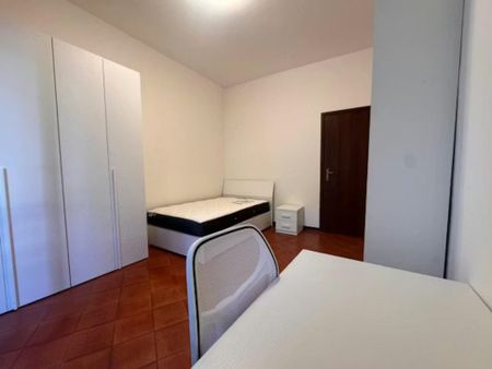 Via Leopoldo Marchetti, Milan, Lombardy 20141 - Photo 4