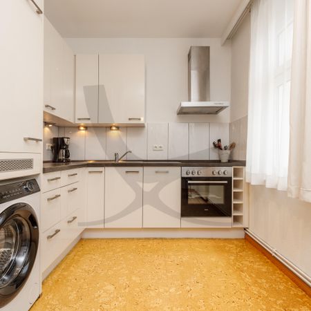 Modern Single Living - Photo 5