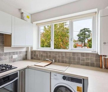 Little Boltons, Station Road, Marlow, Buckinghamshire, SL7 - Photo 4