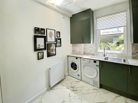 1 bedroom in a house share to rent - Photo 5