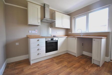 1B Clifton Road, Bangor, BT20 5EW - Photo 3