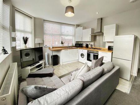 1 bedroom Flat To Let Total Size: 399 SQ FT - Photo 2