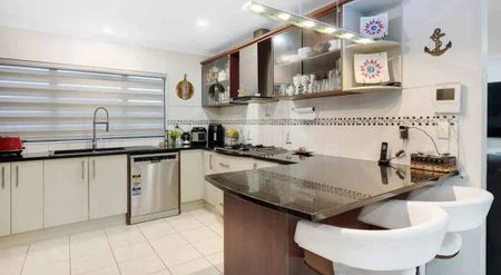 Spacious Home in Prime School Zone & Beach Views - Photo 5