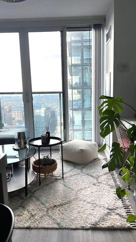 For Lease - 7 Grenville Street Unit# 4913, Toronto, Ontario - Photo 2