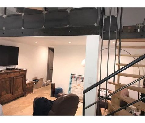 Location Appartement 4 pièces 78m² ST CYR SUR MER 83270 - Photo 1