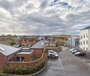 Cantelupe Road, East Grinstead, West Sussex, RH19 - Photo 1