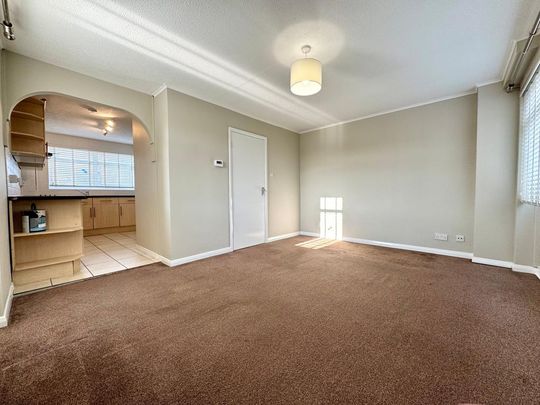 2 bedroom maisonette to rent - Photo 1