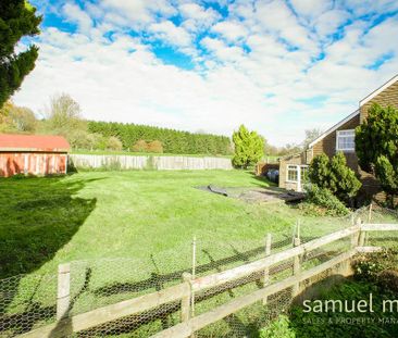 3 bedroom semi-detached house to rent - Photo 5