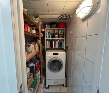 Woning met stadstuin en 2 parkings in centrum Hasselt. - Photo 1