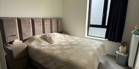 Gelijkvloers app. te huur in Hoboken voor € 850 met 1 slaapkamer - Photo 2