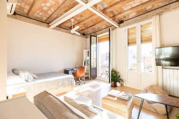 Carrer de Galileu, Barcelona, Catalonia 08014 - Photo 1