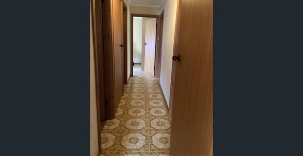 Spacious Family Home in a Prime Location - Photo 1