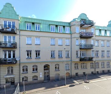 Drottninggatan, Trollhättan - Photo 6