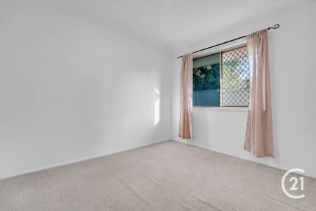 Spacious 4-Bedroom Home - Photo 5